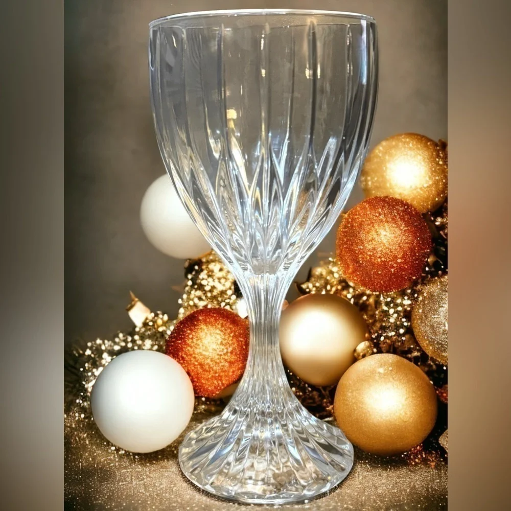 Vintage New‎ crystal Park lane wine glass Mikasa retired pattern